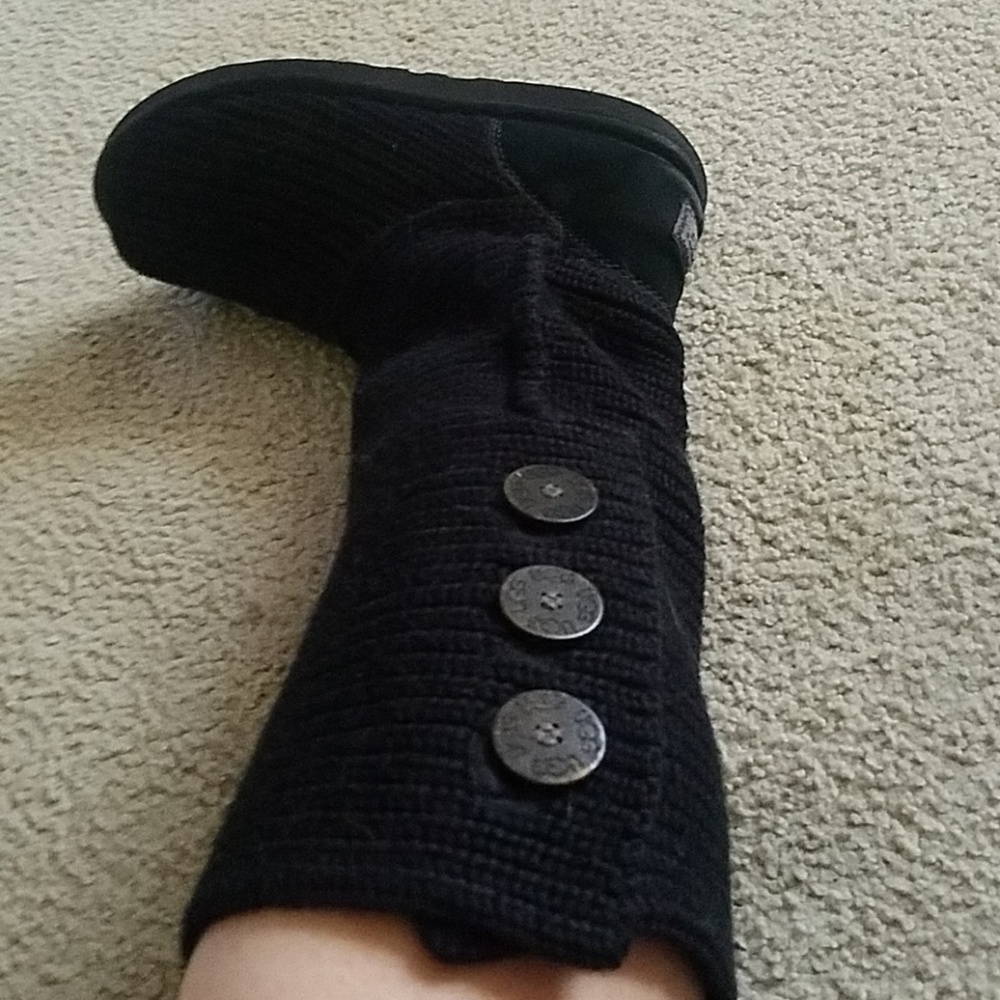 Ugg knit boots